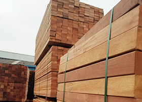 菠蘿格防腐木方